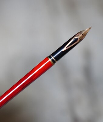 Stylo Plume Sheaffer Targa - Laque Rouge Marbrée - Plume En Or Massif 18 Carats - Occasion