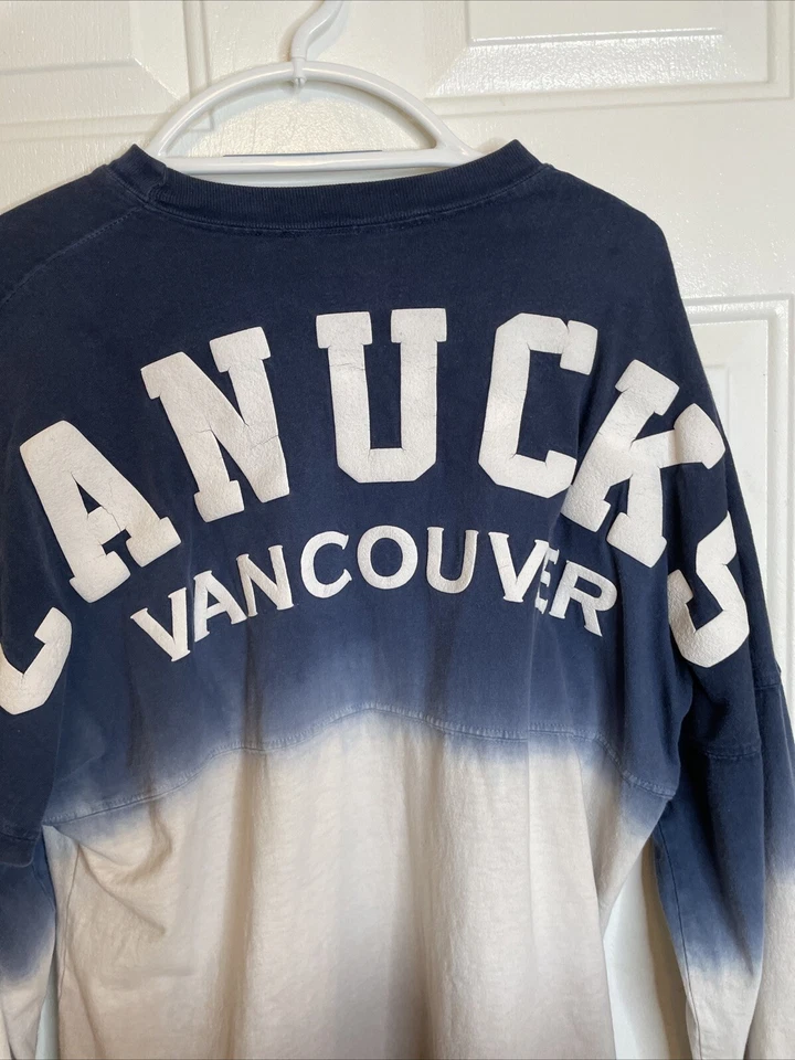 Vancouver Canucks Men’s Sz M NHL Lng Slv Shirt -Decal Blu- Gry - Image 2 of 4