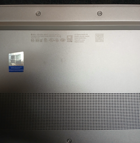 HP ZBook Studio G5 15" 6-Core i7-8750H 2.20GHz 256GB SSD 24GB RAM 15.5" - Picture 9 of 9