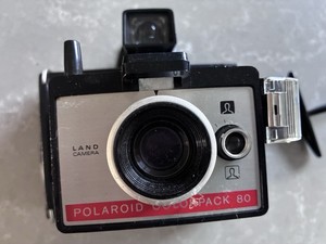 Polaroid Colorpack 80 Land Instant Camera w/ Case, Booklet & Cold-Clip Plates