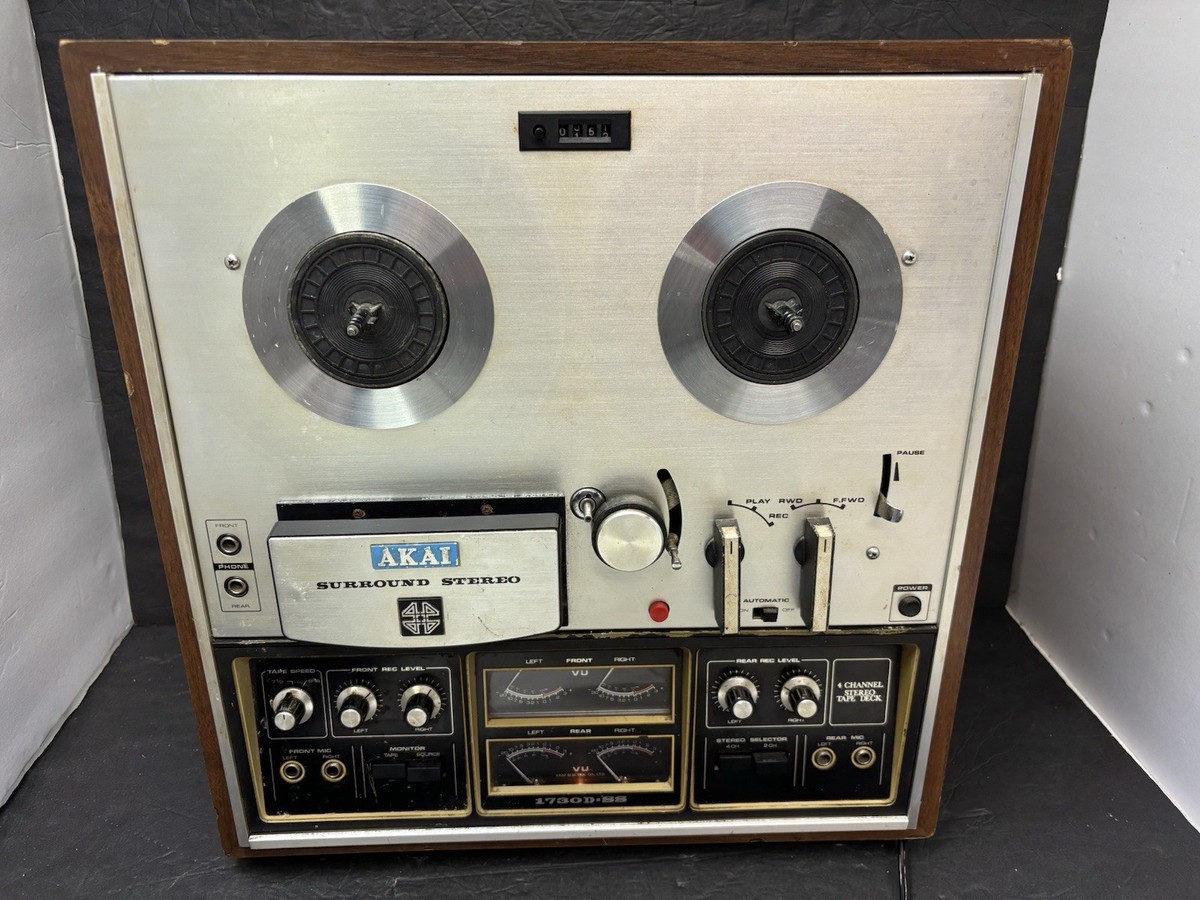 AKAI 1730D-SS オープンリールデッキ 本体 AKAI 1730D-SS 4 Channel Stereo Reel-To-Reel Tape Deck Player