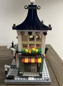 LEGO Creator Toy & Grocery Shop 30136 & Corner Deli 31050 - Incomplete