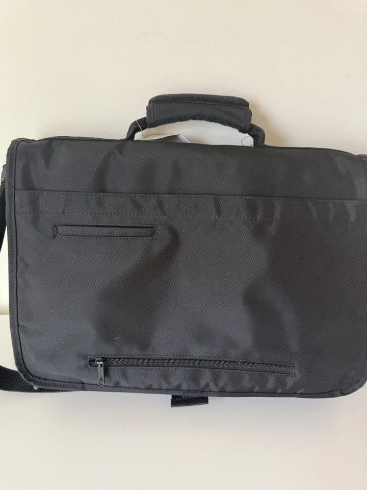 Solo Negro 17" Estuche para Laptop Bolso Maletín Ampliable a 5 pulgadas Foto 3 de 4