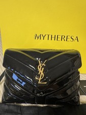 Saint Laurent Toy LouLou Lackleder Schwarz Gold