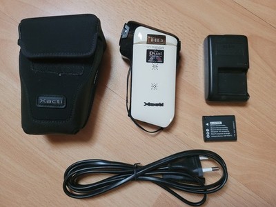 Sanyo Xacti CG10  Full HD Camcorder 10MP Dual Kamera MPEG-4 AVC/H.264 +Orig Etui