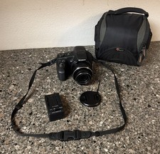 Sony Cyber Shot DSC-HX200V Digital Camera Zeiss Lens 18.2 Megapixel 30x Zoom
