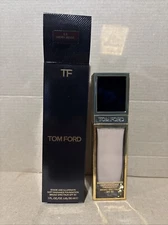 Tom Ford Shade & Illuminate Soft Radiance Foundation 1oz NIB - 5.6 IVORY BEIGE