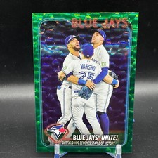 Blue Jays Unite Green Foil /499 2024 Topps Series 1 #67 Outfield Hug Celebration
