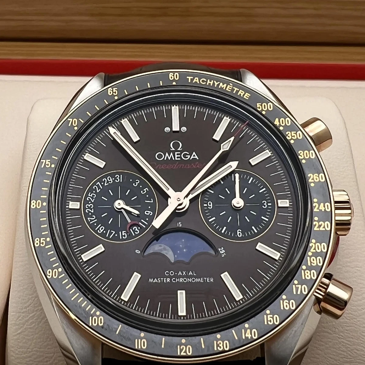 Omega speedmaster 2025 chocolate