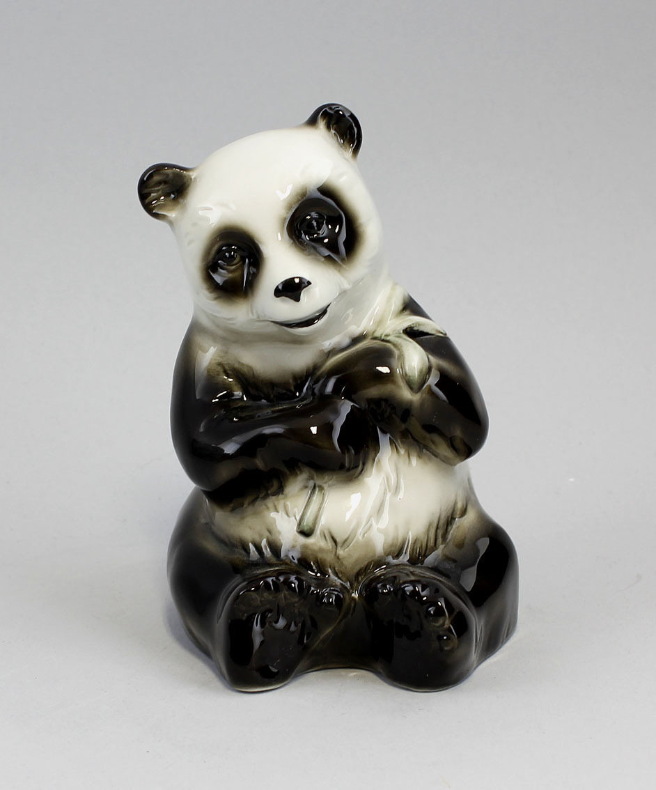 9942363-d Porcelain Figurine Seated Panda Bear Wagner & Apel H12cm