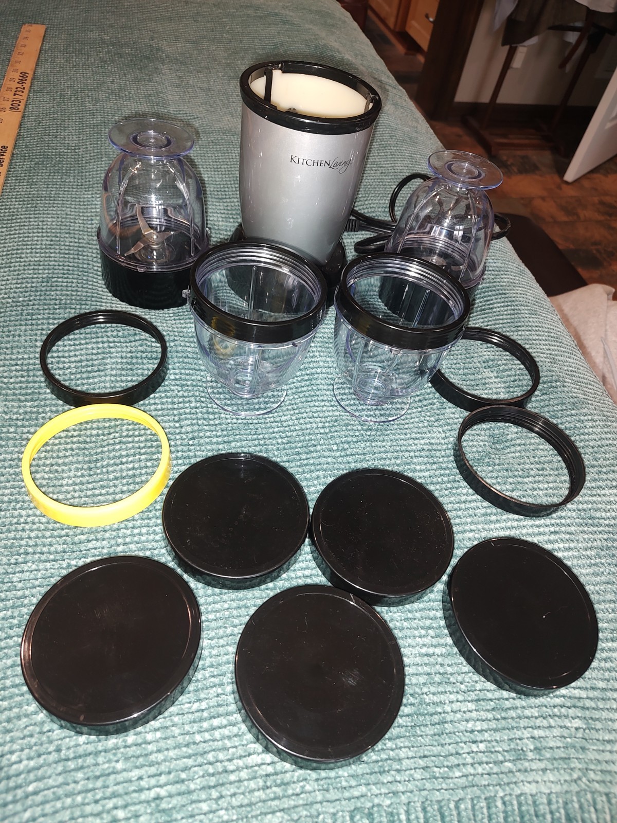 Kitchen Living Personal Blender HL-2070 With Accessories 
