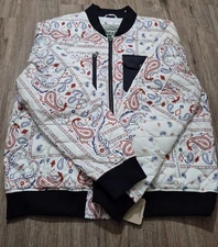Levi’s Paisley White Bandana Quilted Bomber/Puffer Jacket Size Large Rare