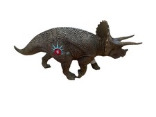 Schleich Triceratops Dinosaur Figure 2025 TOY FAIR EXCLUSIVE  NEW
