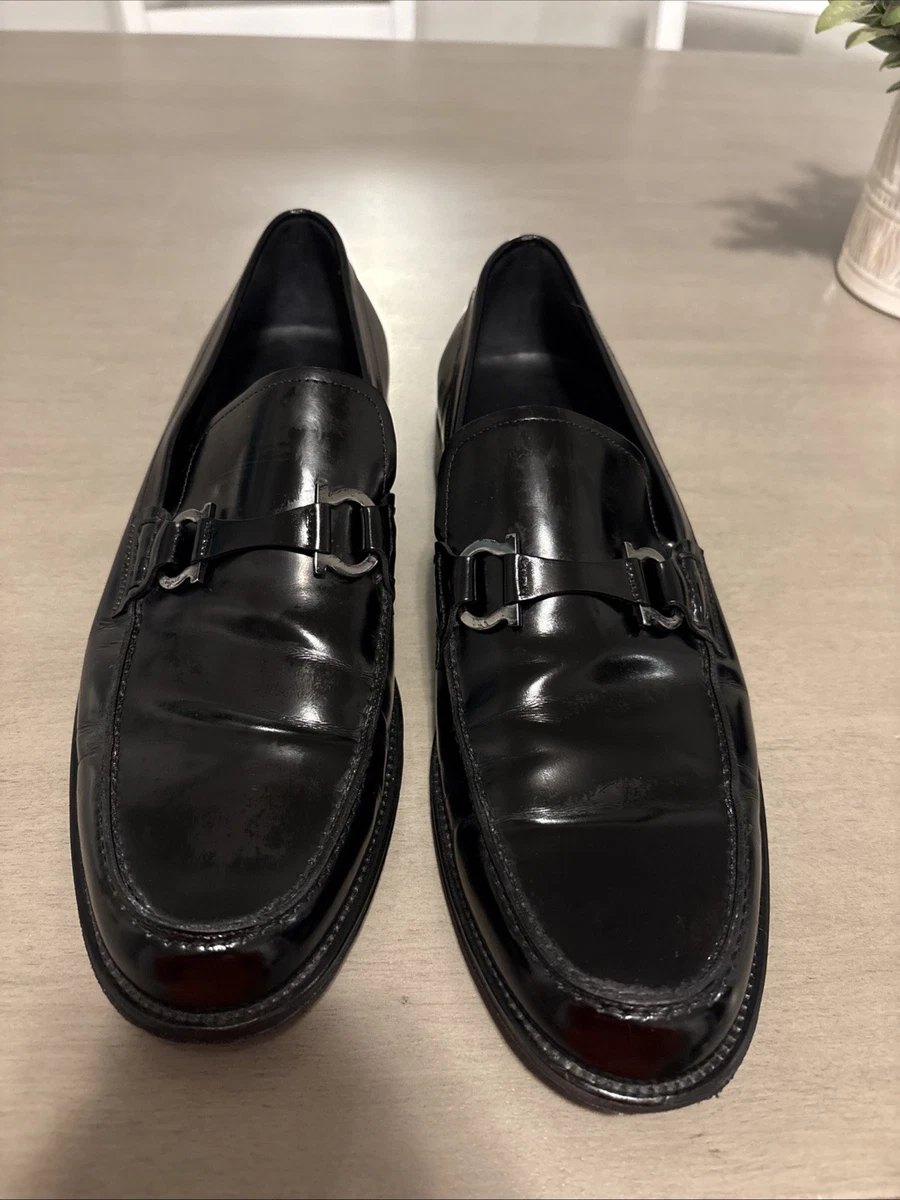 Salvatore Ferragamo Black Patent Leather Dress Shoes for Men  display picture 3