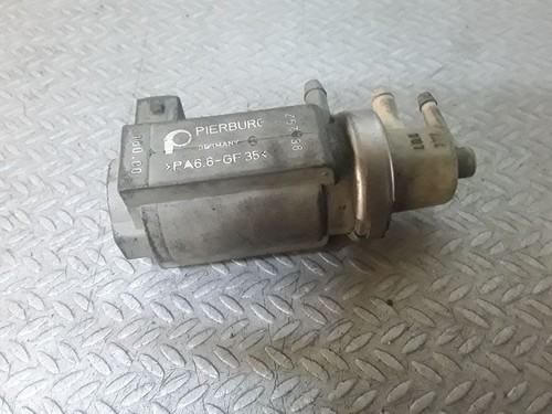 Audi A6 S6 C5 4B 1998 Diesel 110kW Turbolader Druckwandler Magnetventil