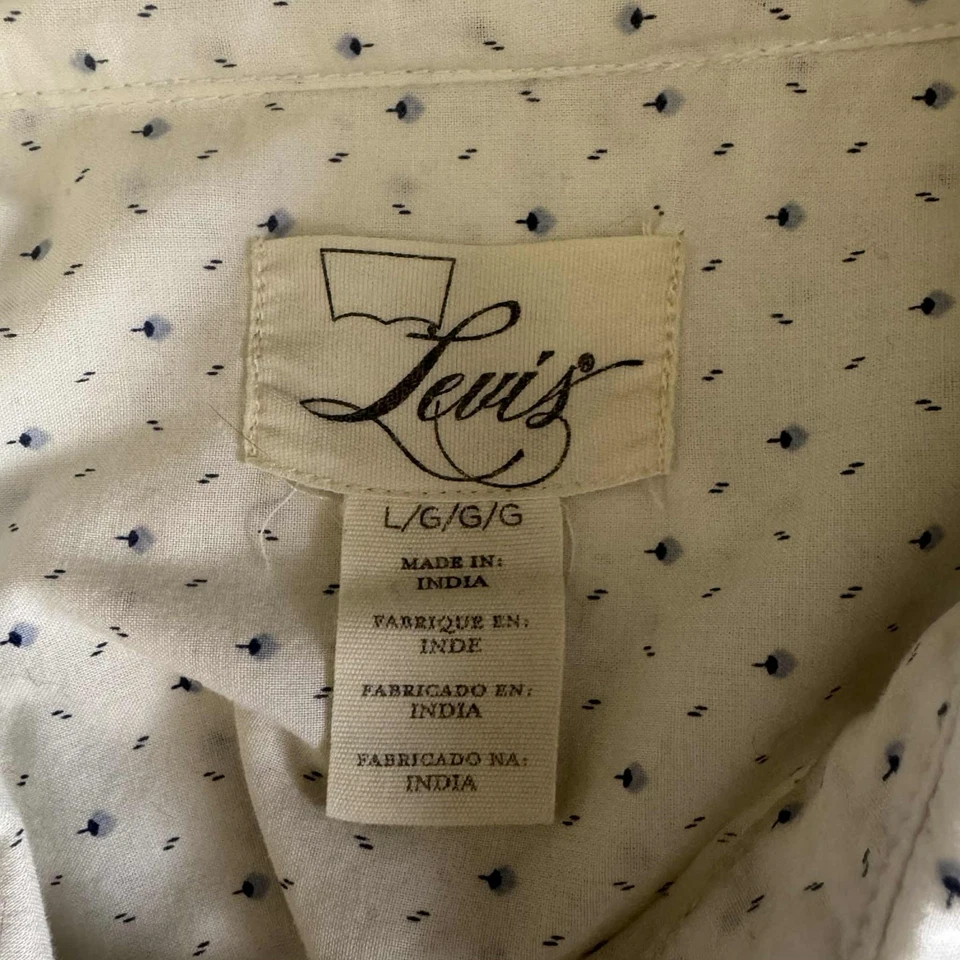 Levi’s Top 女式中号定制版型西部 2 口袋按扣衬衫 — 第 4/4 张图片