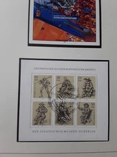 DDR 1978 2 mini sheets  space programme & drawings in Berlin Museum p 211 fu