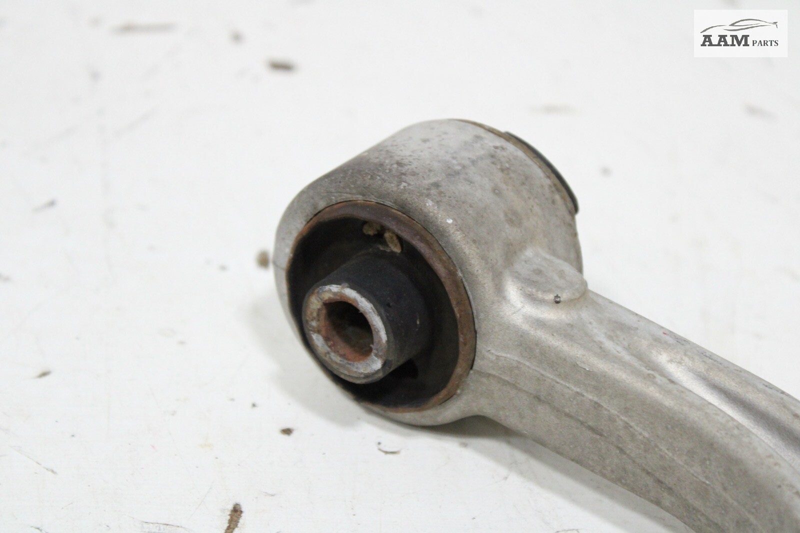 2014-2021 MASERATI GHIBLI FRONT SUSPENSION RIGHT SIDE UPPER CONTROL ARM OEM