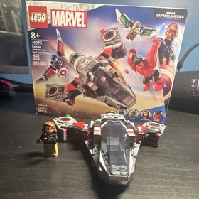 Lego Marvel Captain America Vs. Red Hulk. Comes W/ box, 1 fig, and instructions.