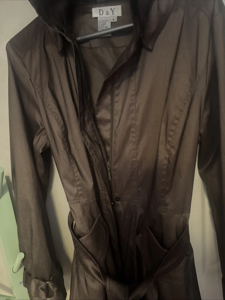 D&Y Women’s Trench Coat – Brown Metallic Sheen Belted Long Jacket Size M Chic - Image 3 of 4