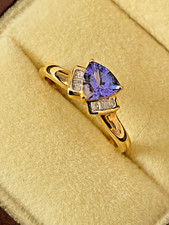 18ct Gold Ring Trillion Cut 0.7ct Tanzanite Diamond Baguette 18 carat NEW 18K