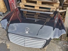 Motorhaube mit Grill Mercedes C-Klasse W203 schwarz Motorhaube mit Grill Mercedes C-Klasse W203 schwarz