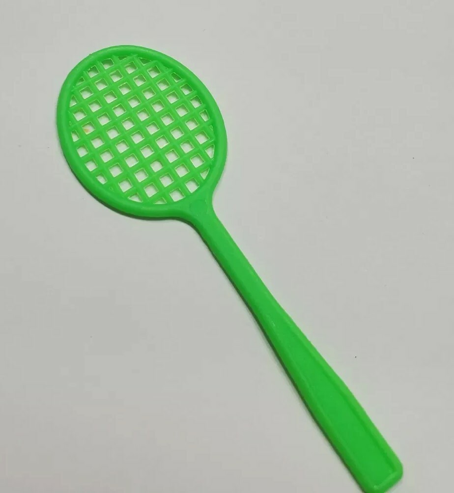 BARBIE DOLL ACCESSORIES GREEN TENNIS RACKET ONLY SPORTS DIORAMA 3.5 INCH TOY