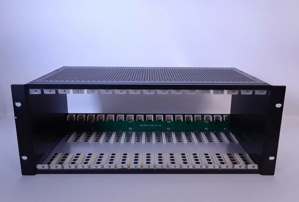 GE Security DFR Rack nur Gehäuse #5528 - Bild 2 von 4