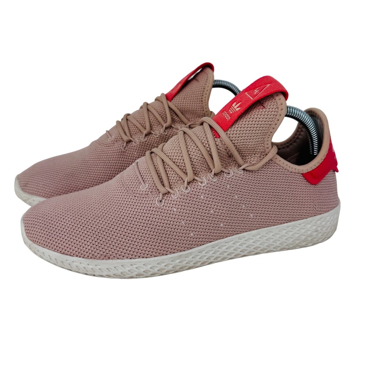 pharrell williams tennis hu w
