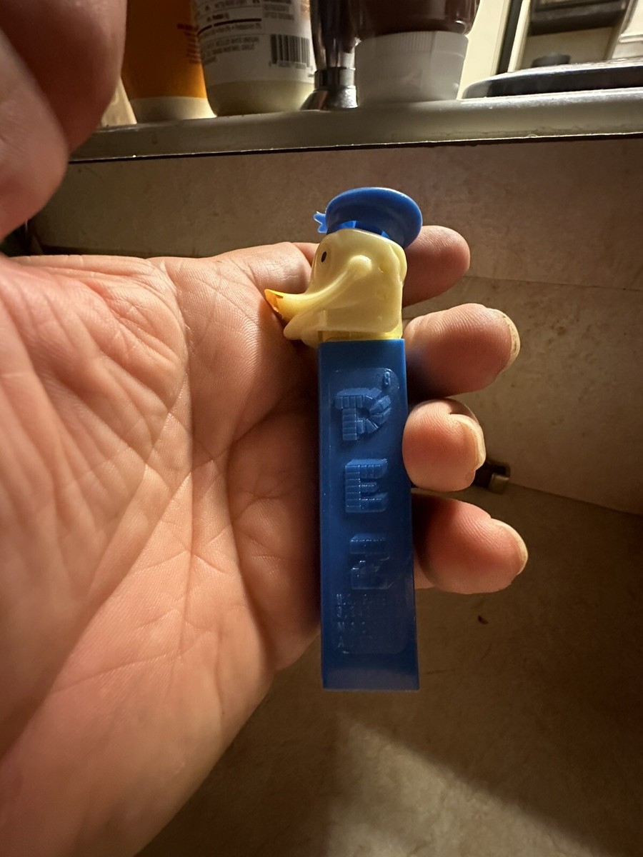 2.6ステム　赤ベロ　足無し　Old PEZ DnaldDuck 50〜60's 2.6ステム 赤ベロ 足無し Old PEZ DnaldDuck 50〜60's（Velo