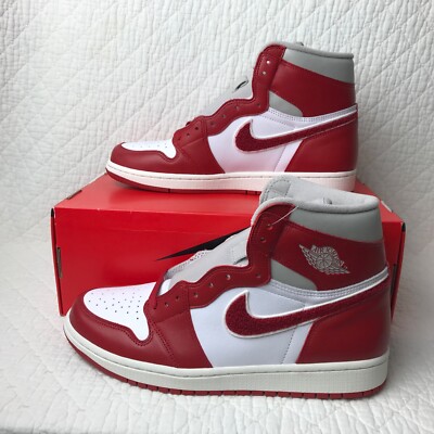 Nike Air Jordan 1 Retro High OG Shoes Women's SZ 11 Varsity Red