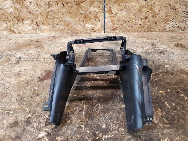 1989-1994 Skyline GTS-T R32 HCR32 COUPE Front Floor Console Trim