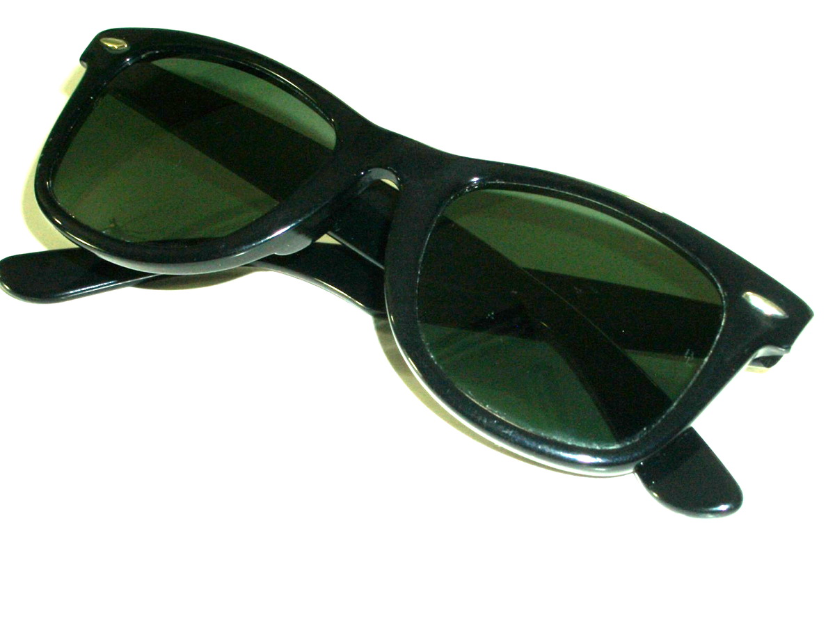 VINTAGE B&L RAY-BAN L2008 SHINY-BLACK G15 UV WAYFARERS 5022
