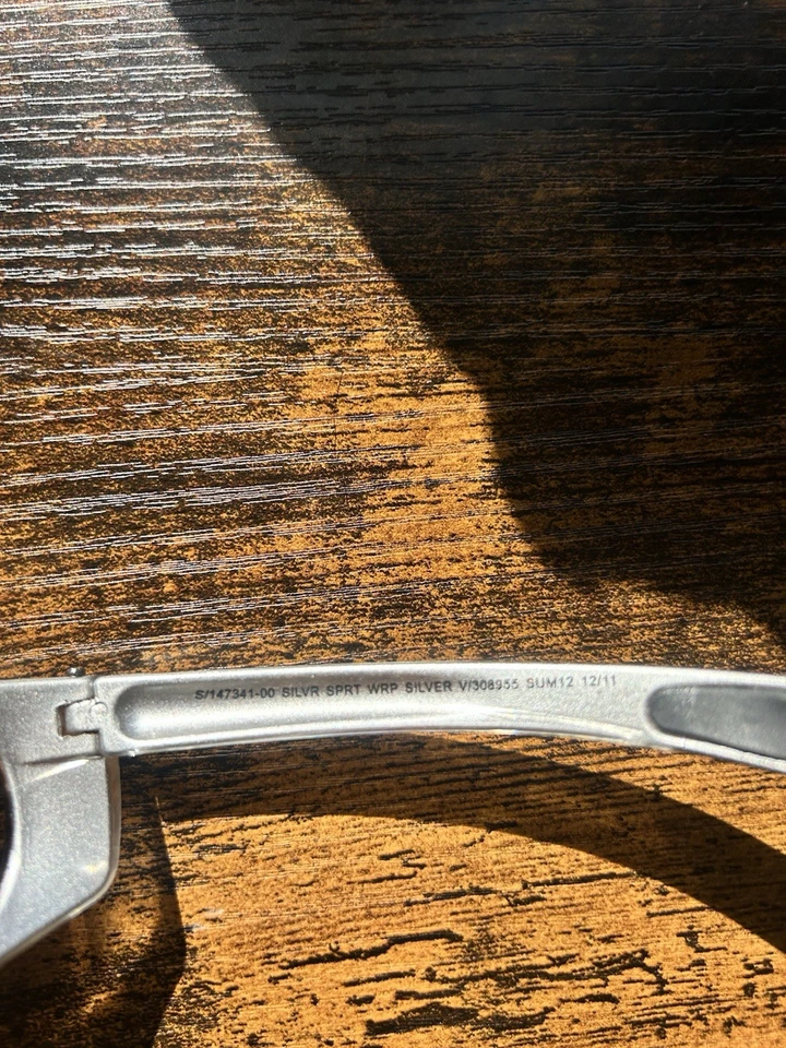 Gafas Gap Silver Sport Wrap Y2K Flame Foto 4 de 4