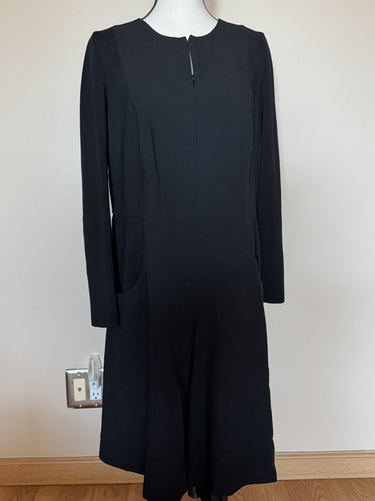 Akris Punto Black Wool long sleeve dress Size 14