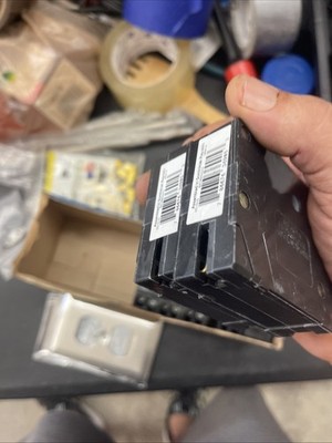 Eaton Twin Tandem Circuit Breaker BD1515 Type BRD/A 2-Pole 15/15A 120/240V