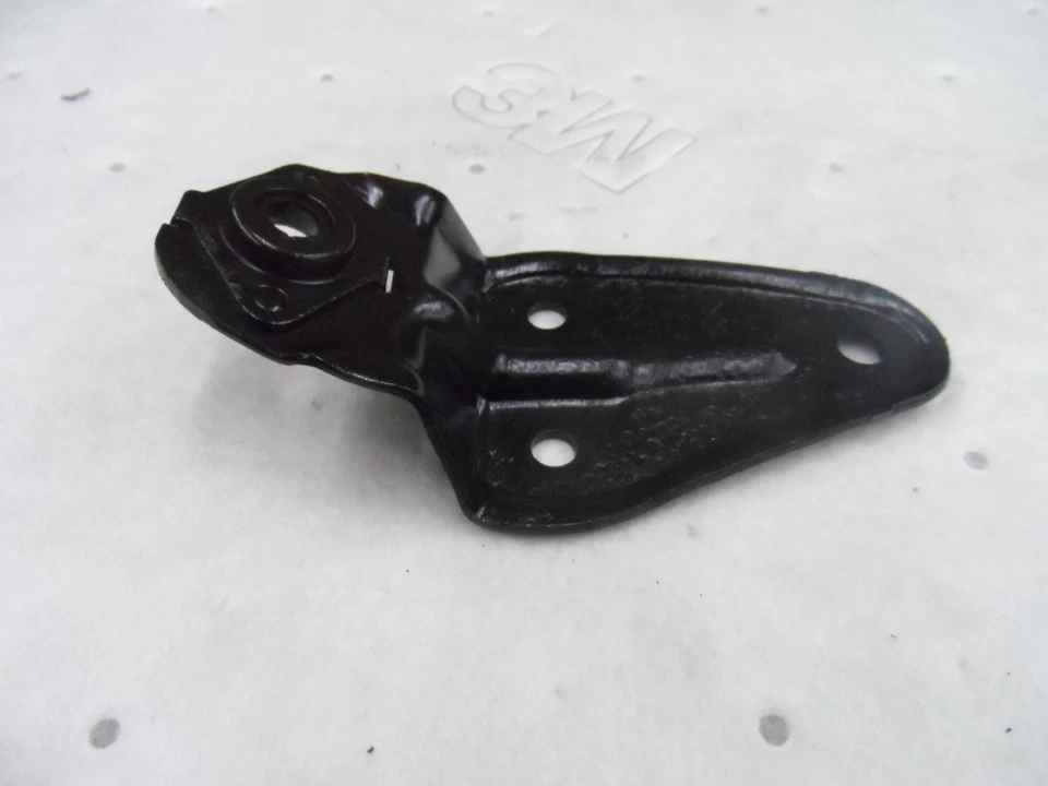 PONTIAC 1964 - 1966 GTO - SOPORTE MARCO DE CAMBIO COLUMNA LEMANS Foto 3 de 3