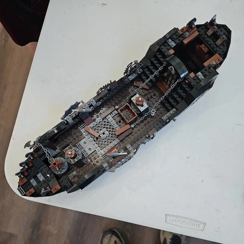 LEGO The Lord of the Rings Pirate Ship Ambush 79008  Incomplete