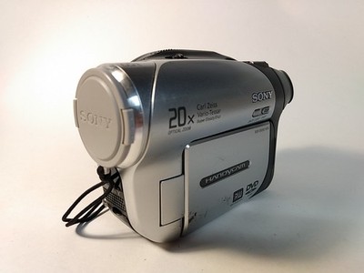 Купить sony handycam dcr pc100 minidv bundle includes wide