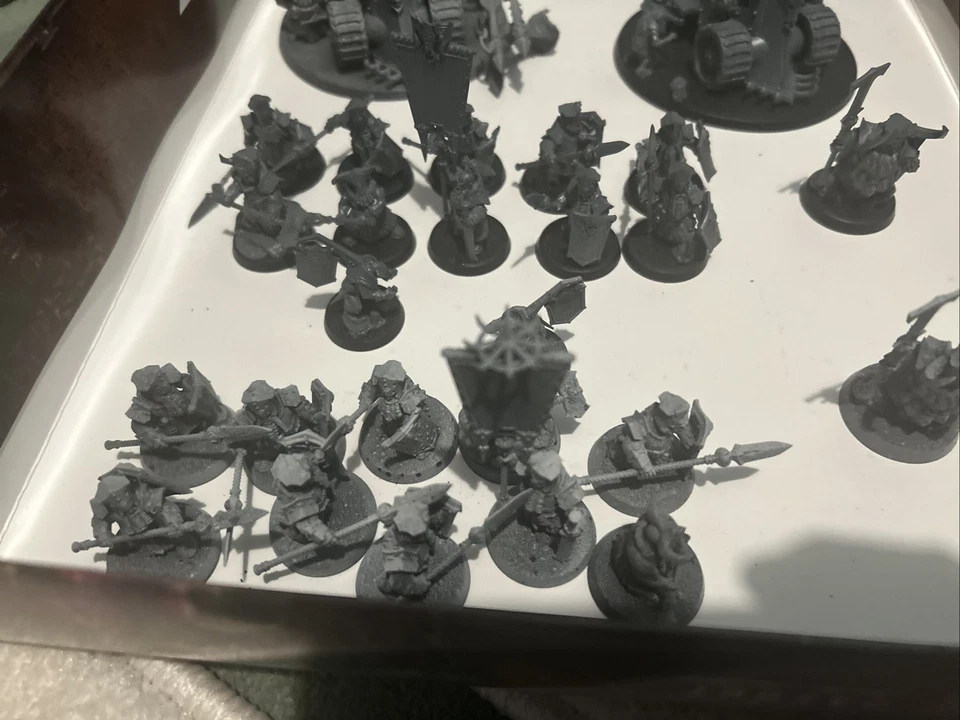 Lotto Helmiths Of Hashut Esercito Warhammer Age Of Sigmar 1570pt Bull Centaurs - Immagine 2 di 4