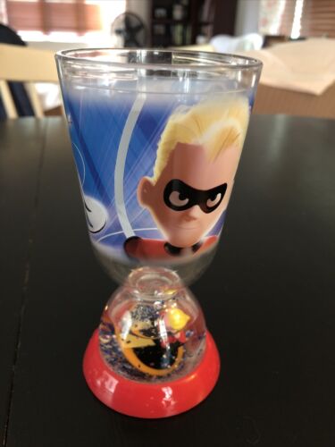 Disney The Incredibles Snow Globe Plastic Cup - Dash, Frozone & Mr Incredible! - Picture 1 of 6