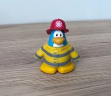 DISNEY CLUB PENGUIN - Choose your Figures Soft Toys Puffles etc