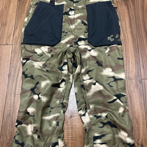 NWT ThirtyTwo Women’s Basement Bib Black Camo Insulated Snowpants Size Large - Picture 10 of 18