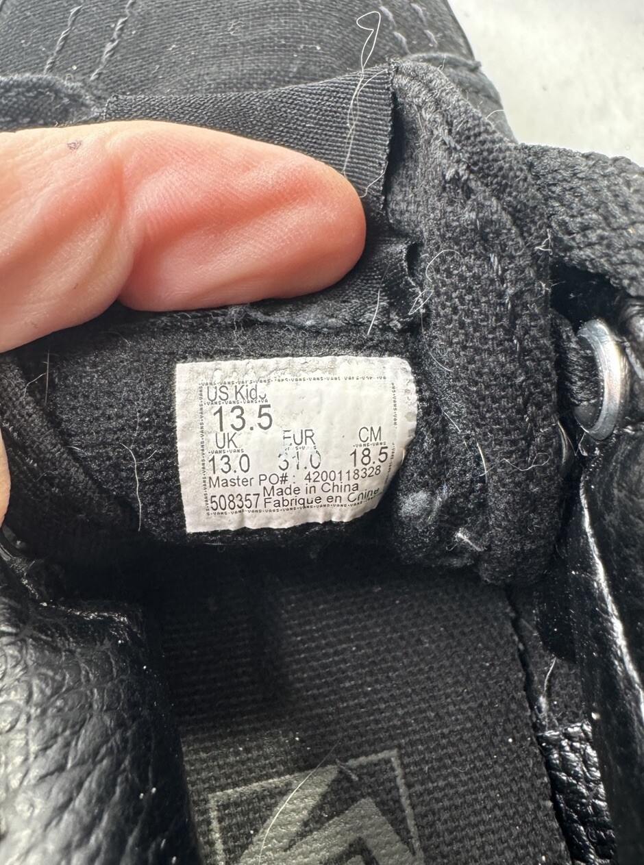 Vans Sk8 Hi Zip Shoes Kids Size 13.5 Sneakers Triple Black Youth Skater Hi-Top thumbnail 15