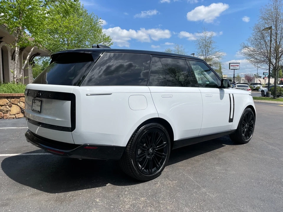 Cubiertas de tuercas de rueda Land Rover Range Rover y Sport / cubiertas de tuercas - negro brillante Foto 3 de 4