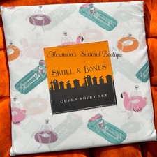 Juego de 4 sábanas Skull & Bones Esqueleto Piscina Fiesta Halloween Reina Nuevo Summerween