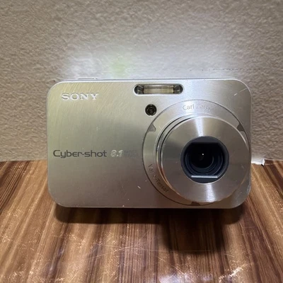 SONY デジカメ　サイバーショット DSC-P8 | デジタルスチルカメラ Cyber-shot サイバーショット | ソニー