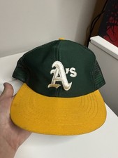 Vintage Oakland A  s SnapBack Hat
