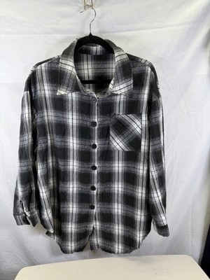Shein Curve Women's 1X Black and White Long Sleeved Flannel Shirt
