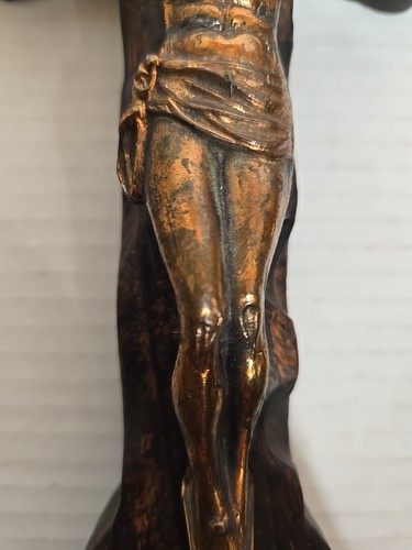 Gesù vintage ottone/bronzo su croce di legno INRI Gesù di Nazareth Re dei Giudei - Foto 5 di 14